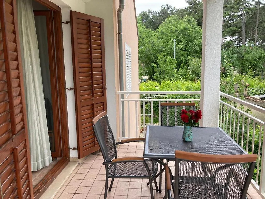 Ija Apartment Krk Town