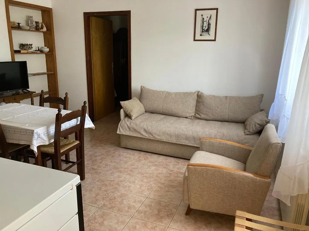 Ija Apartment Krk Town 0*,