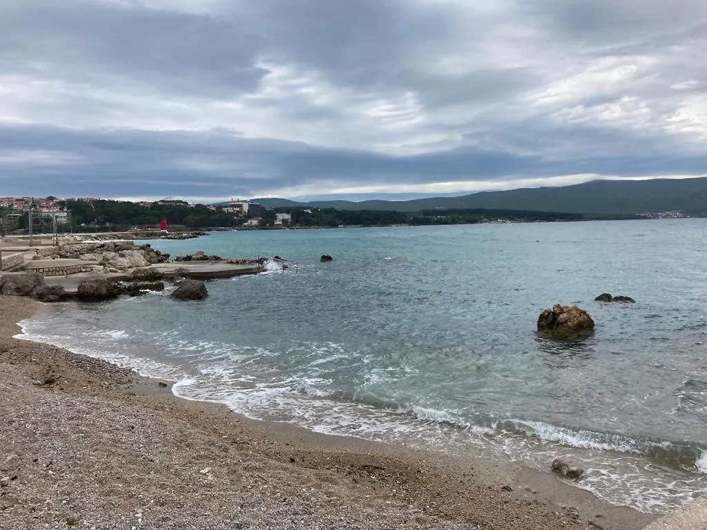 Ija Apartment Krk Town 0*,